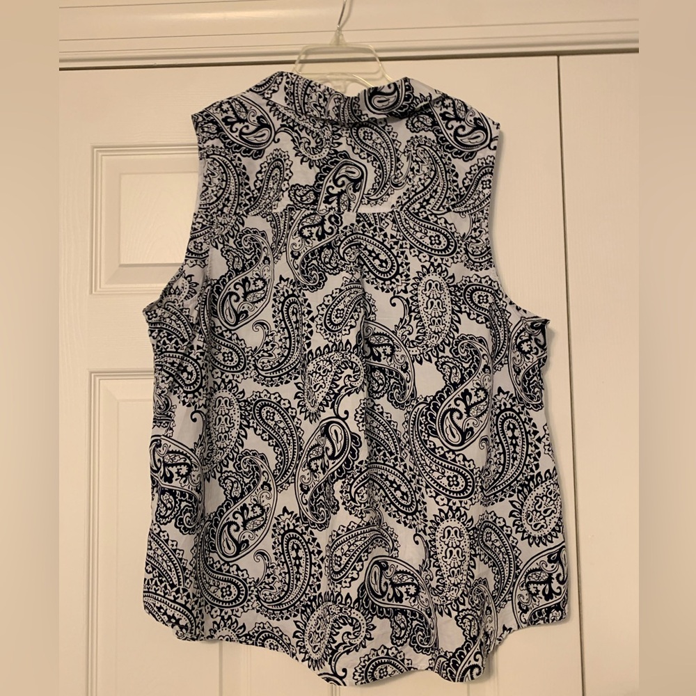 Kim Rogers Curvy 2X sleeveless top